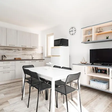 Holiday home Tasa Tiago
